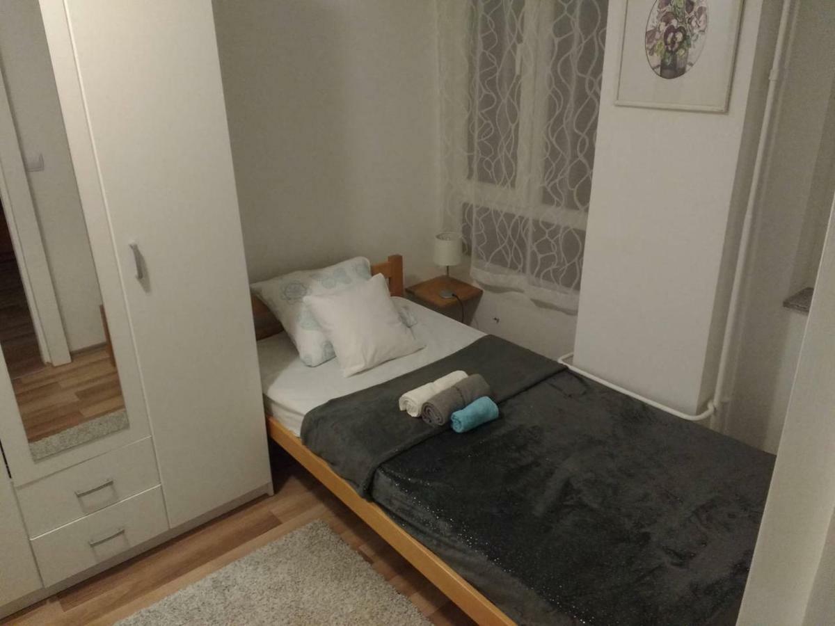 Meridian Apartment , 300M To Bus Terminal, Fast Wifi & Airport Transf Загреб Екстериор снимка