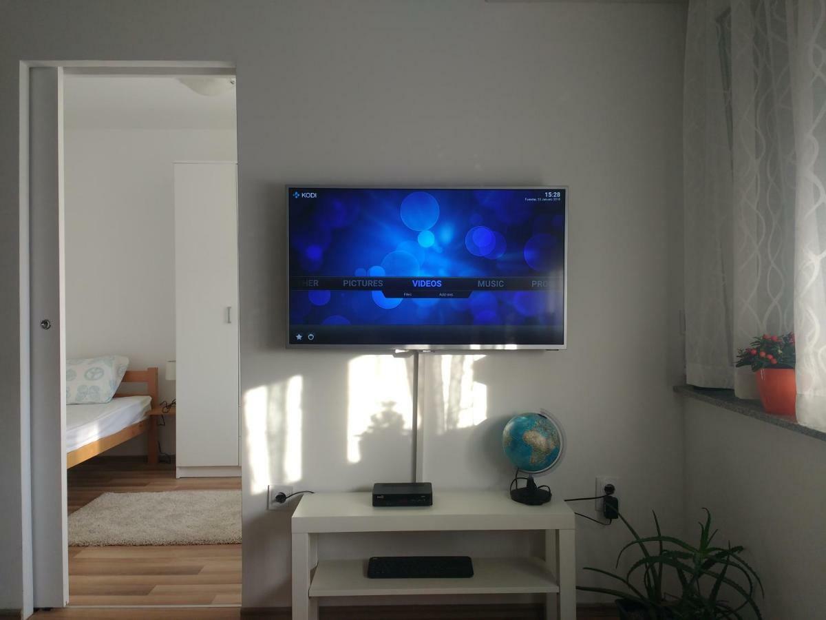 Meridian Apartment , 300M To Bus Terminal, Fast Wifi & Airport Transf Загреб Екстериор снимка